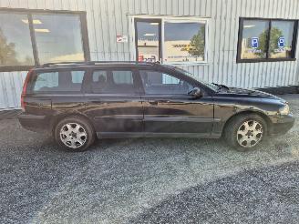 Volvo V-70 2.4T picture 7