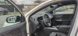 Mercedes GLA 220d 4Matic*Automaat*Ambiente*LED*DigitalDisplay*Navigatie*Nachtzicht paket*Parkeer paket* picture 15