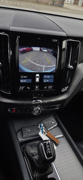 Volvo Xc-60 2.0L Benzine R Design*AWD*LED*Leren bekleding*Camera*Sound*Digitaal* picture 16