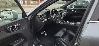 Volvo Xc-60 2.0L Benzine R Design*AWD*LED*Leren bekleding*Camera*Sound*Digitaal* picture 12