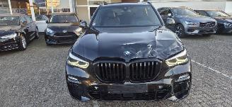BMW X5  picture 2