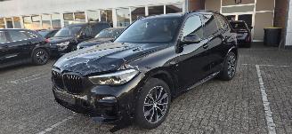 skadebil auto BMW X5  2020/10