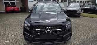 Mercedes GLB GLB 200i Mildhybrid picture 2