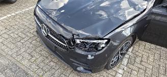 Voiture accidenté Mercedes E-klasse 300de 2021/5