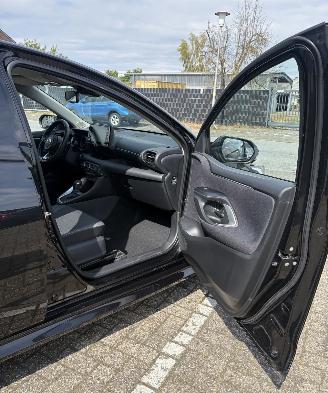 Toyota Yaris 1.5L VVTi 130 Co 95Gr * LED*HeadUp*Trekhaak*Navigatie*Keyless* picture 19