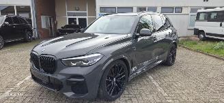 Damaged car BMW X5  2022/12