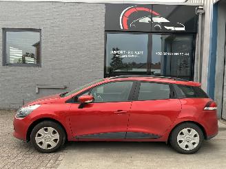 Vaurioauto  passenger cars Renault Clio RENAULT CLIO 1.2I 2015 2015/2