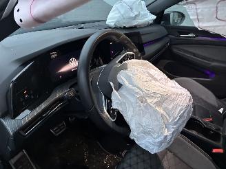 skadebil auto Volkswagen Golf VW GOLF 8 2.0TDI DSG R LINE 2023/1