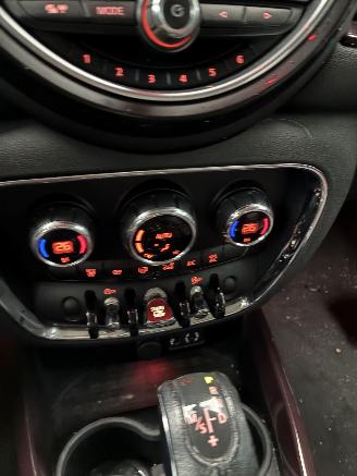 Mini Clubman Mini Clubman Cooper D 2.0d automaat 2016 picture 23