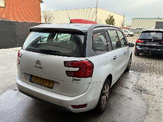 Citroën C4 CITROEN C4 1.6D AUTOMAAT 2016 7 ZIT picture 6