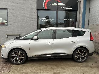 uszkodzony samochody osobowe Renault Grand-scenic RENAULT SCENIC 1.5D 2018 7 ZIT 2018/6