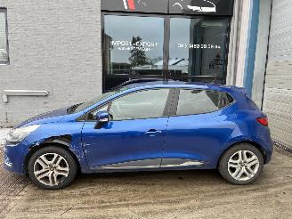Schadeauto Renault Clio RENAULT CLIO 1.5D 2017 2017/3