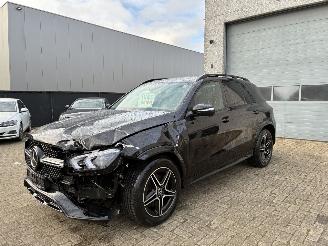 damaged passenger cars Mercedes GLE MERCEDES GLE350d AMG 2021 4matic 2021/9