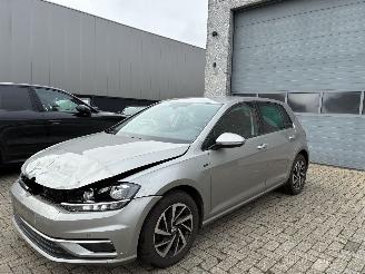 Coche accidentado Volkswagen Golf VW GOLF 7 1.6TDI DSG 2020 2020/2