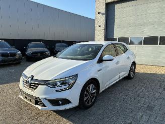 Voiture accidenté Renault Mégane RENAULT MEGANE 1.5D 2016 2016/11