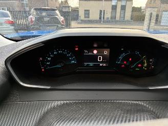 Peugeot 2008 PEUGEOT 2008e 2021 / AUTO START !!!!! picture 16