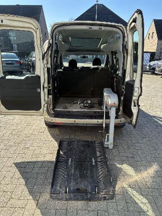 Fiat Doblo FIAT DOBLO 1.4I ROLSTOEL 2012 picture 17