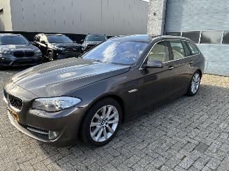 Schadeauto BMW 5-serie BMW 530I 2012 2012/9
