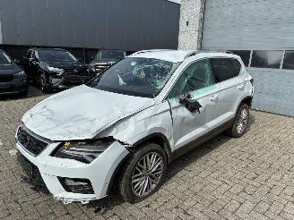uszkodzony samochody osobowe Seat Ateca SEAT ATECA 2.0D DSG 4X4 2017 2017/12