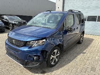 damaged passenger cars Peugeot Rifter PEUGEOT RIFTER 1.5D GT 2019 2019/4
