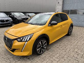 damaged passenger cars Peugeot 208 PEUGEOT 208 1.2I GT AUTOMAAT 2020 2020/6