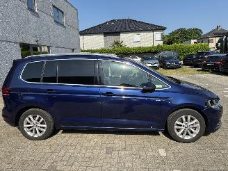Volkswagen Touran VW TOURAN 1.6D DSG 2017 7 ZIT picture 8