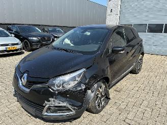 Unfallwagen Renault Captur RENAULT CAPTUR 0.9TCE 2017 2017/4