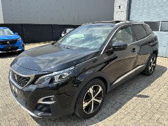 damaged passenger cars Peugeot 3008 PEUGEOT 3008 1.5D GT 2020 2020/2