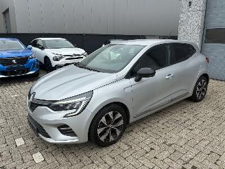 škoda osobní automobily Renault Clio RENAULT CLIO 1.0I 2022 2022/11