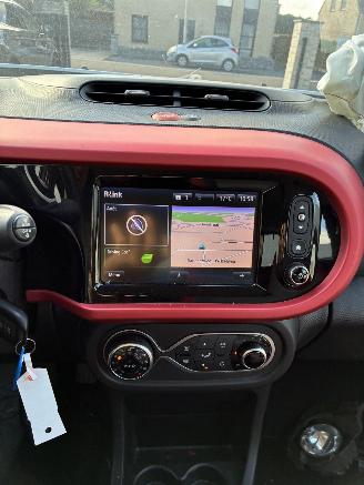 Renault Twingo RENAULT TWINGO 0.9 AUTOMAAT 2016 picture 16