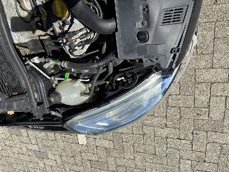 Renault Clio RENAULT CLIO 0.9TCE 2017 SLOOP picture 8