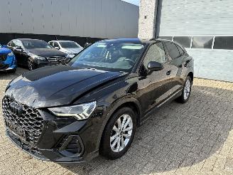 damaged passenger cars Audi Q3 AUDI Q3 2.0D DSG 2021 2021/1