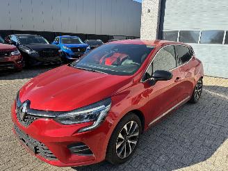 Voiture accidenté Renault Clio RENAULT CLIO 1.3I AUTOMAAT 2019 2019/11
