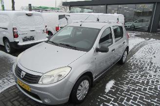 Dacia Sandero 1.6 Ambiance picture 2