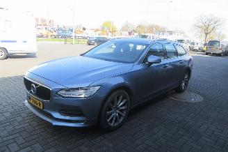 Volvo V-90 2.0 D4 Inscription Automaat picture 2