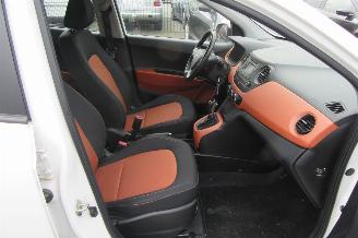 Hyundai I-10 Motion Comfort Automaat picture 11