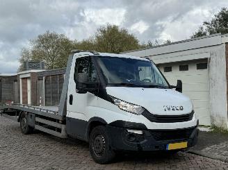 Iveco Daily Oprijwagen 35S16 2.3 / AUTOMAAT picture 1