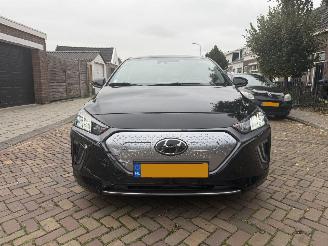 Hyundai Ioniq  picture 5