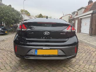 Hyundai Ioniq  picture 11