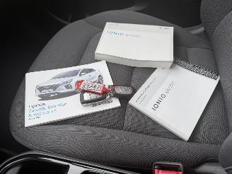 Hyundai Ioniq  picture 16