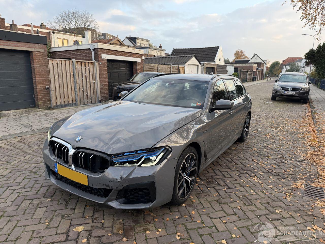 BMW 5-serie 530e XDrive M PAKKET