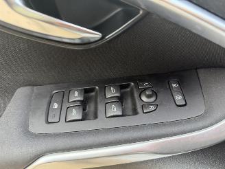 Volvo V-40 1.6 T4 AUTOMAAT picture 9