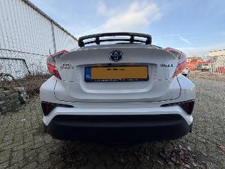 Toyota C-HR 1.8 Hybride picture 8