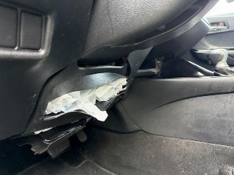 Toyota C-HR 1.8 Hybride picture 14