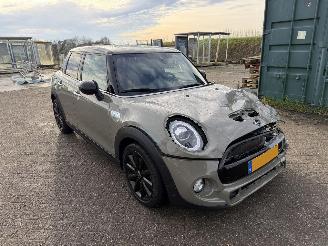Coche accidentado Mini Cooper S 2.0 Cooper S Chili 192 PK AUTOMAAT 2018/1