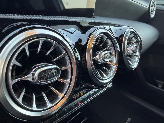 Mercedes A-klasse A180d amg pakket picture 18