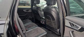 Audi Q7 3.0 TDI QUATTRO 7 PERS S Line picture 11