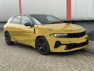 Coche accidentado Opel Astra 1.2 Level 4 AUTOMAAT 2023/1