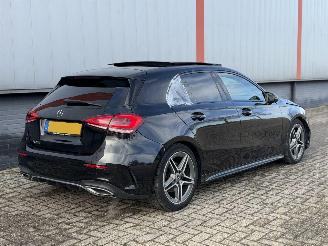Mercedes A-klasse A200 AMG PANO SFEER picture 3