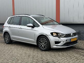 Schadeauto Volkswagen Golf Sportsvan 1.6 TDI AUTOMAAT EURO 6 2016/1